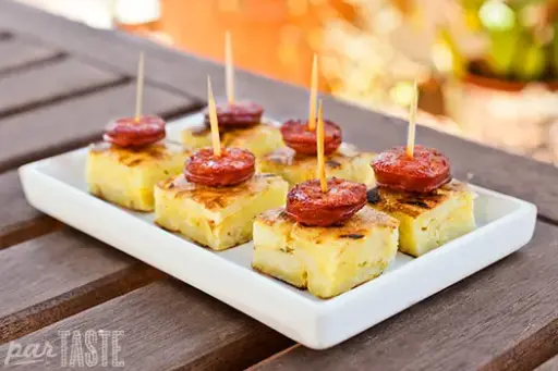 TORTILLA CON CHORIZO